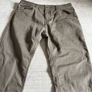 Prana Men's organic cotton blend Casual Pants in Olive Green Size 34x32